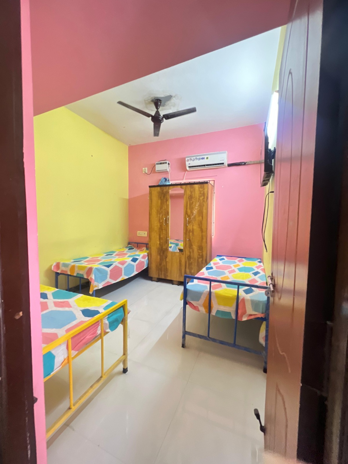 East Tambaram (MCC) Rooms